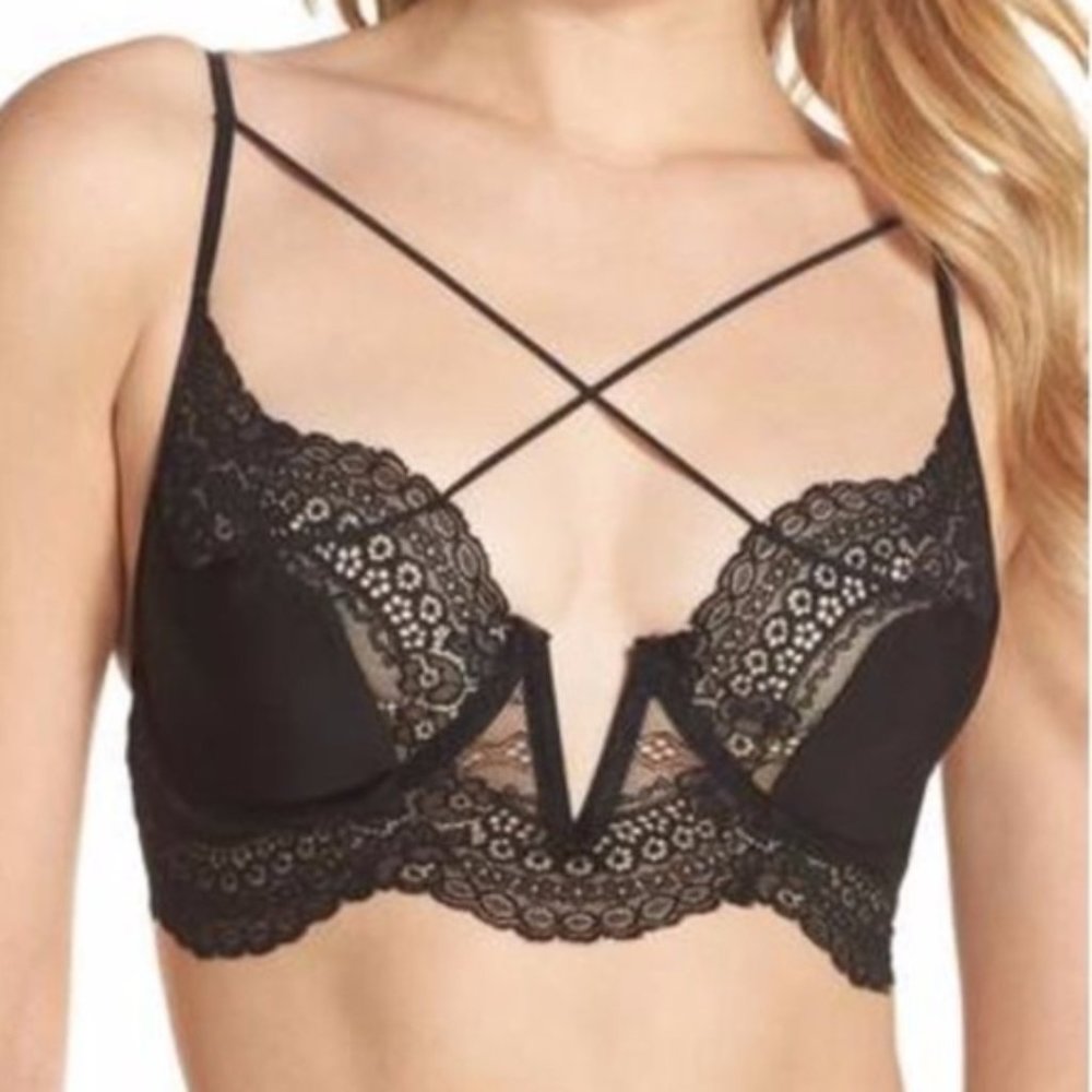For Love & Lemons Karina Black Strappy Lace Bra Unlined size Large